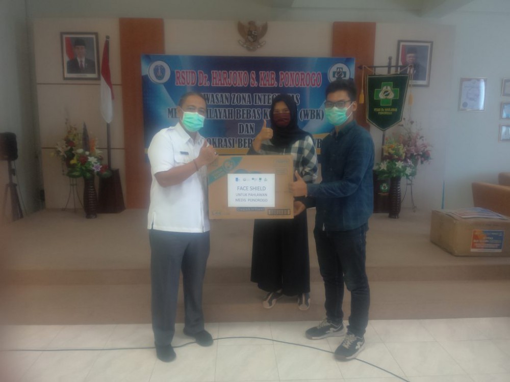 Bantuan dari Donatur Untuk Team Penanggulangan Covid-19 RSUD Dr Harjono S Kabupaten Ponorogo