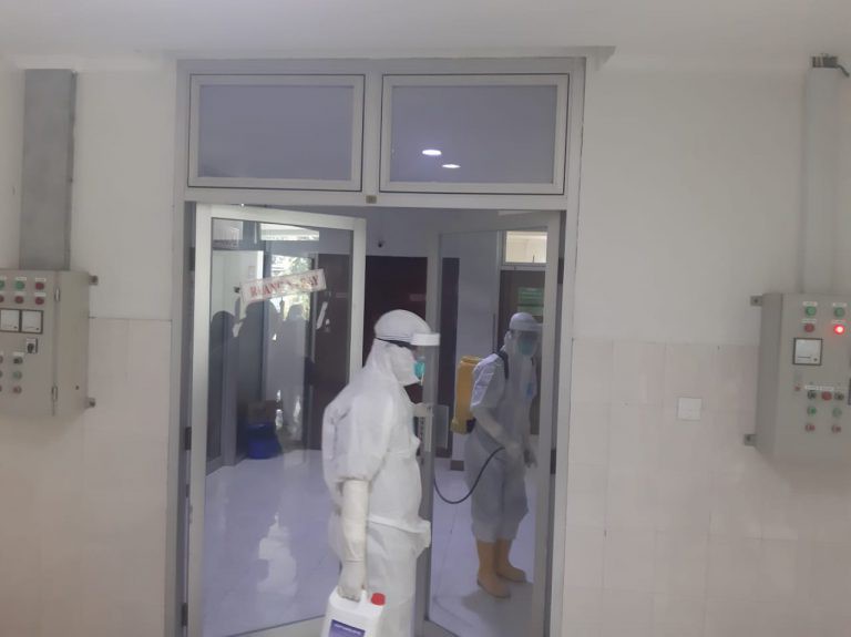 Penyemprotan Disinfektan Di RSUD Dr Harjono S Kab. Ponorogo